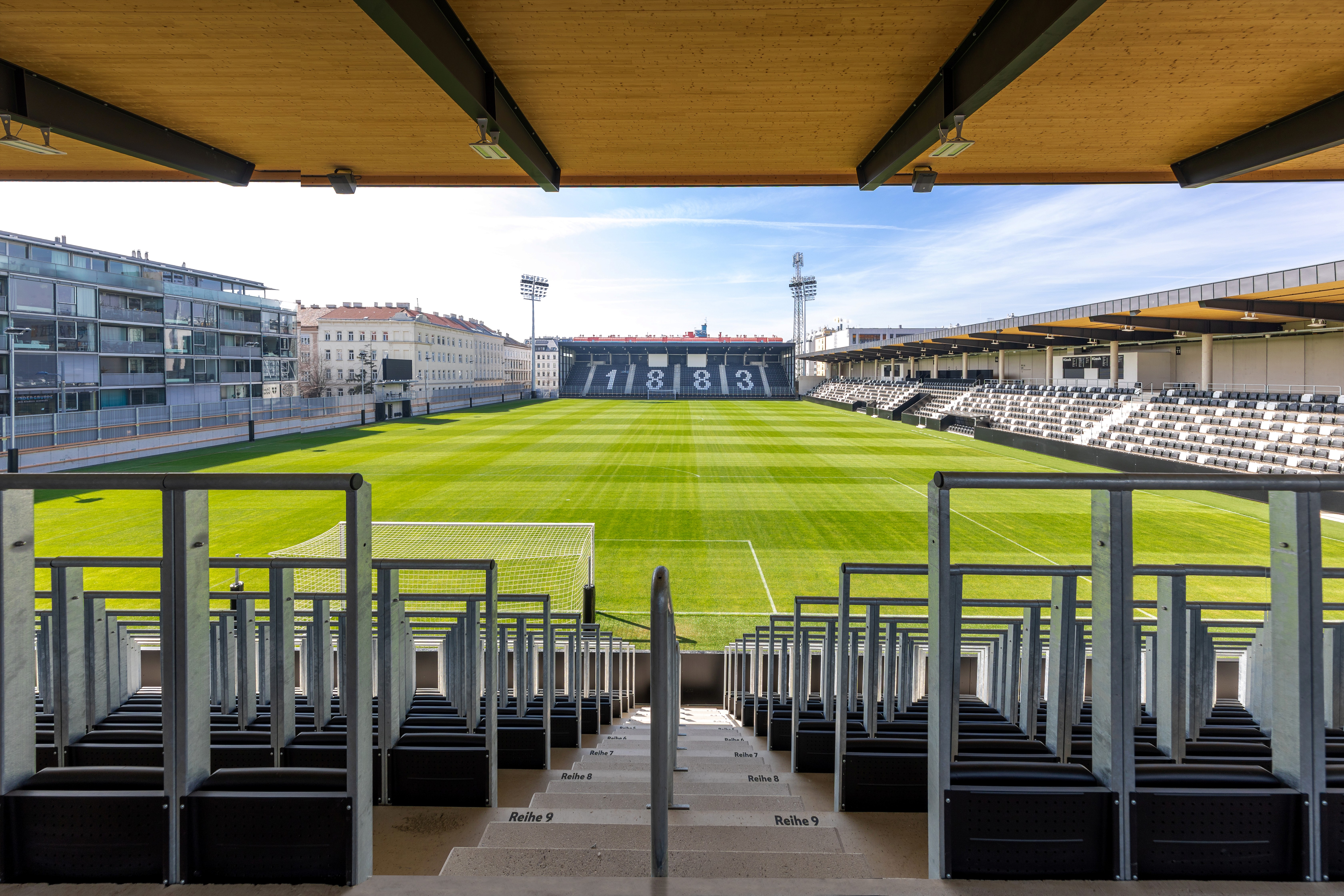 STADION WIENER SPORT-CLUB  ZU- UND UMBAU